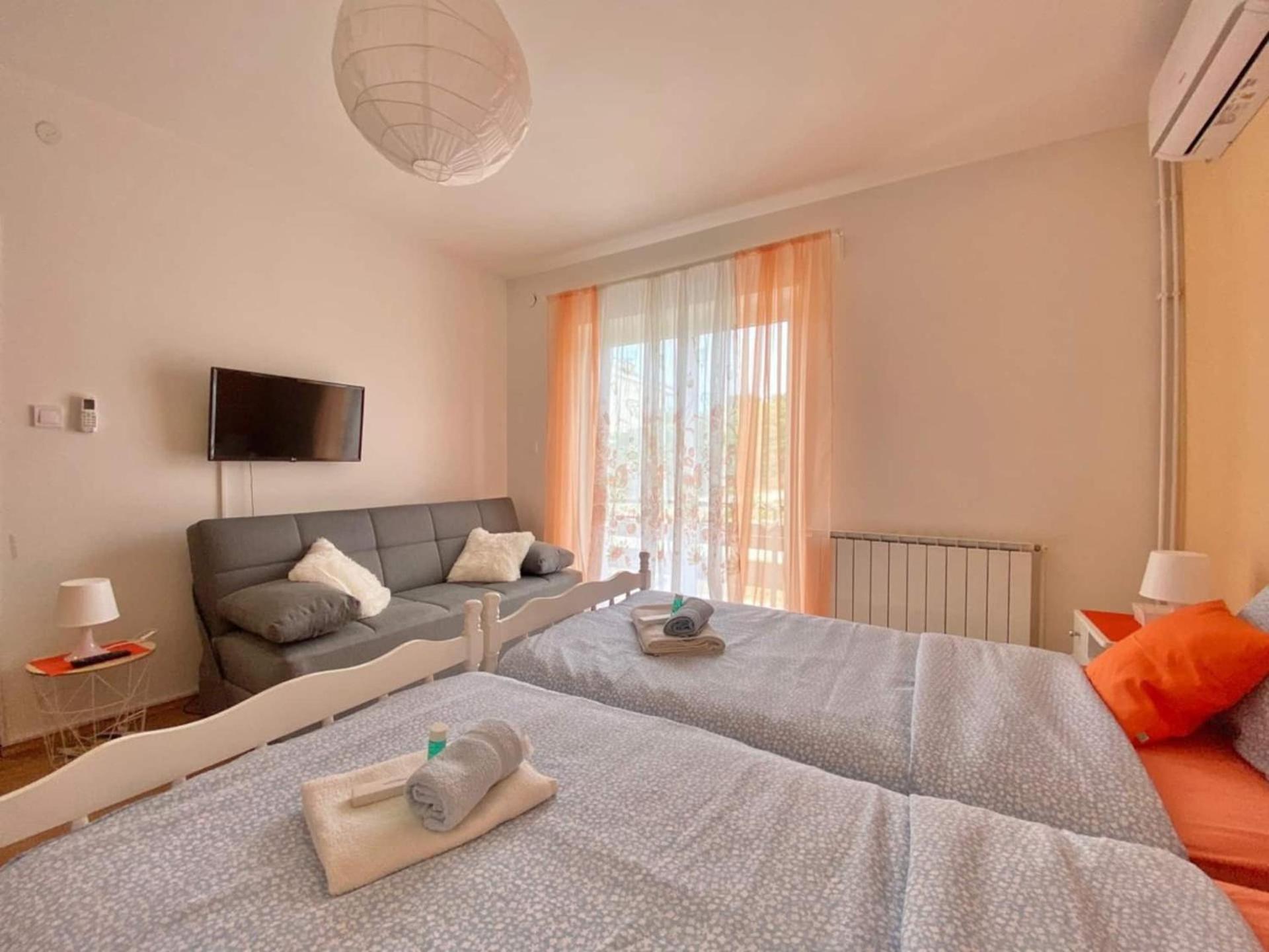 Apartments Xenia Krk Крк Экстерьер фото