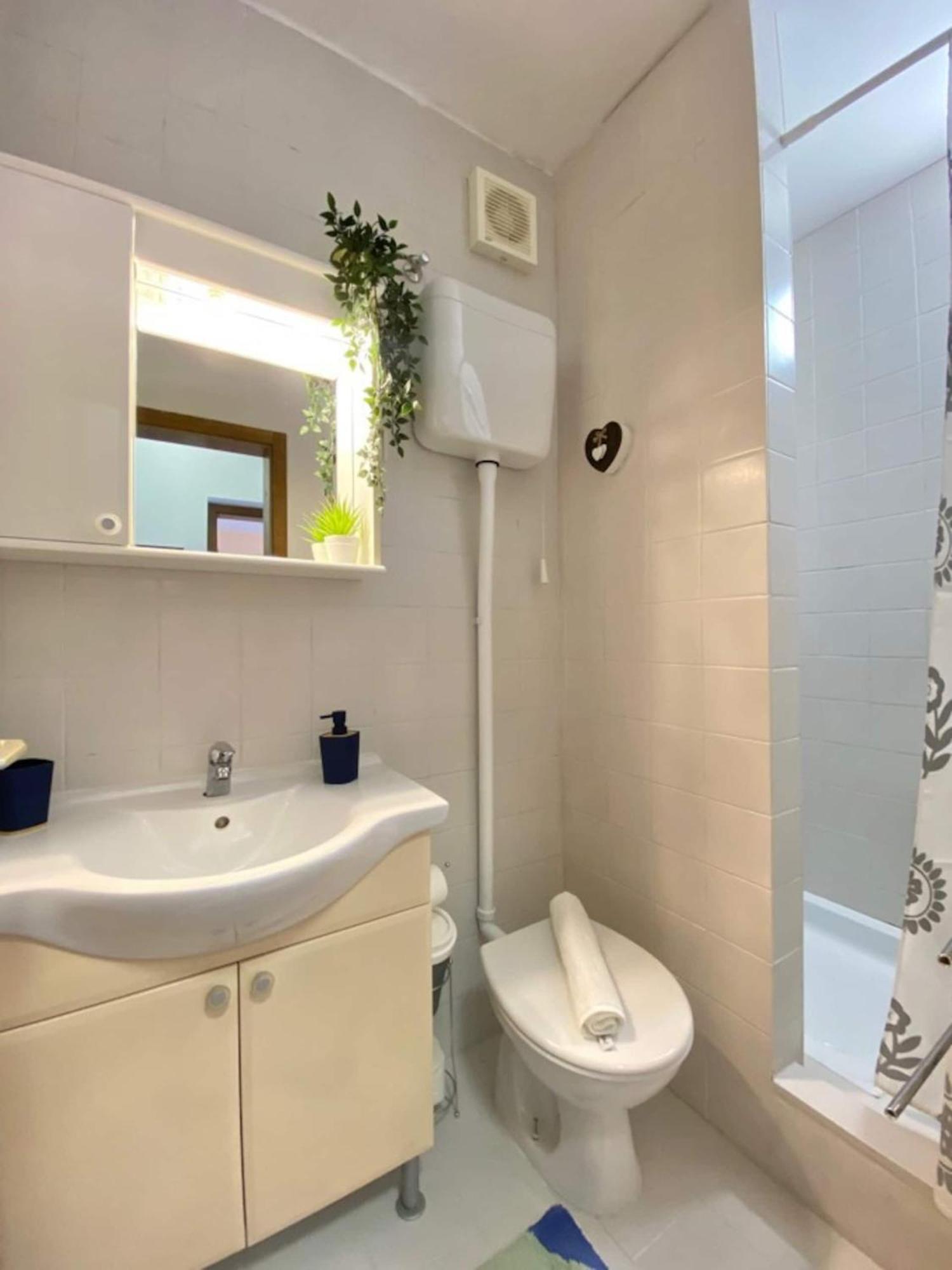 Apartments Xenia Krk Крк Экстерьер фото