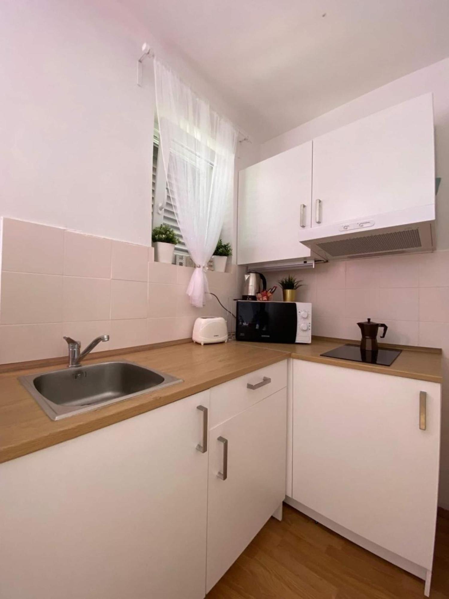 Apartments Xenia Krk Крк Экстерьер фото