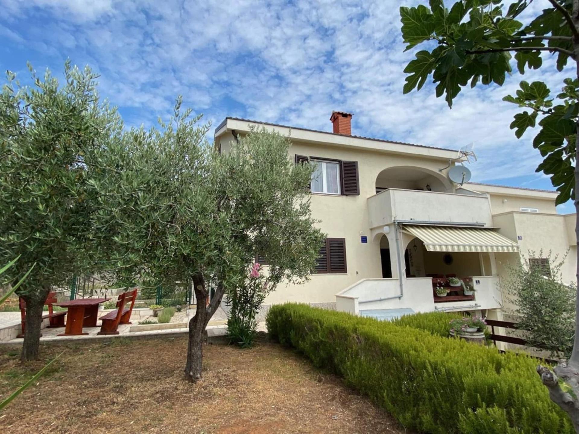 Apartments Xenia Krk Крк Экстерьер фото